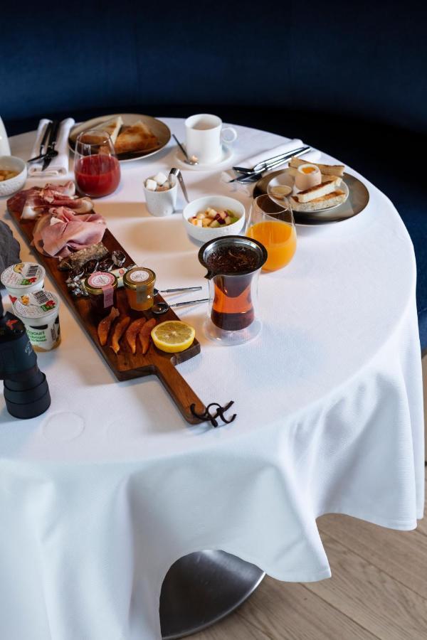 Hotel & Restaurant Origines Par Adrien Descouls - Teritoria Le Broc  Eksteriør billede