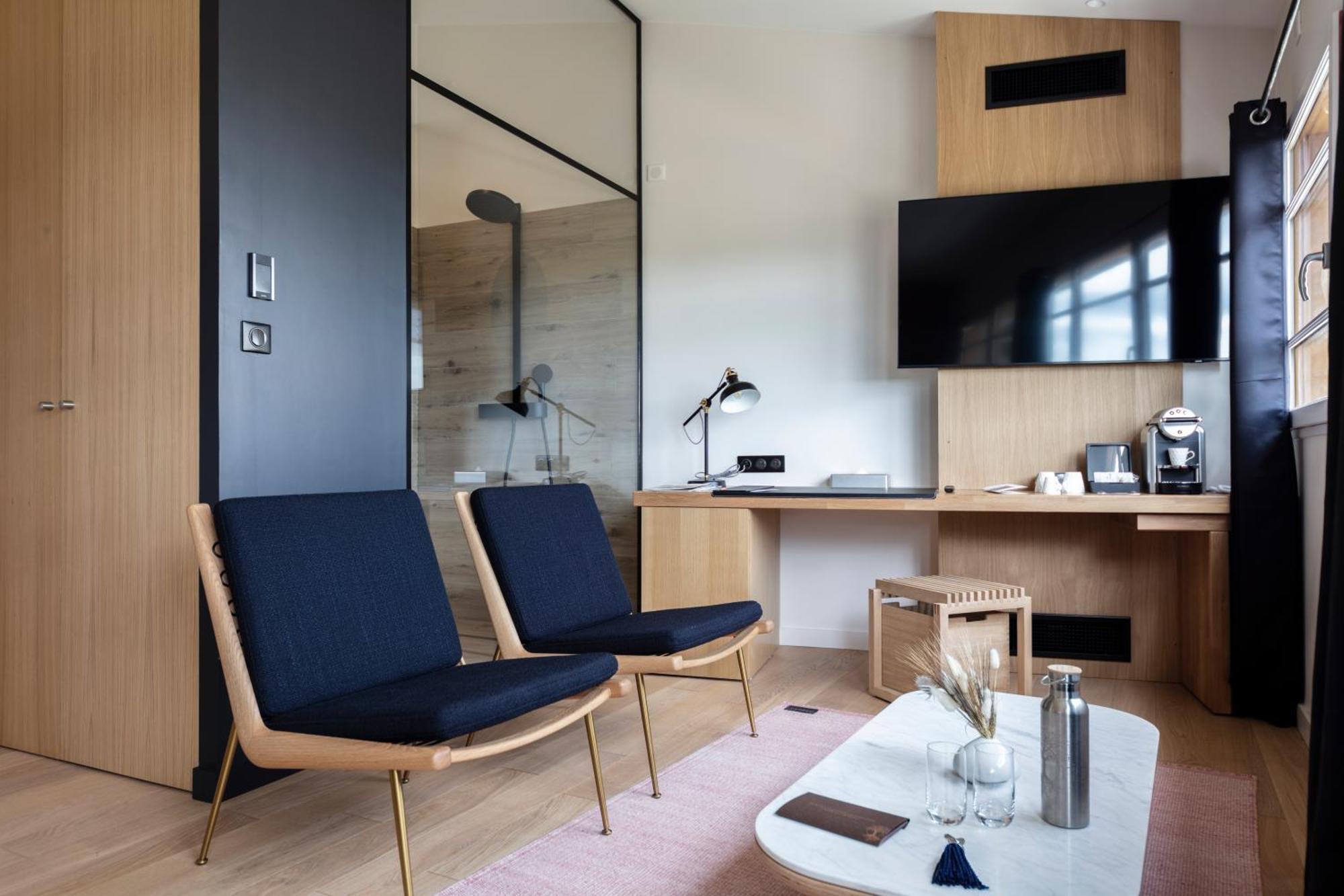 Hotel & Restaurant Origines Par Adrien Descouls - Teritoria Le Broc  Værelse billede