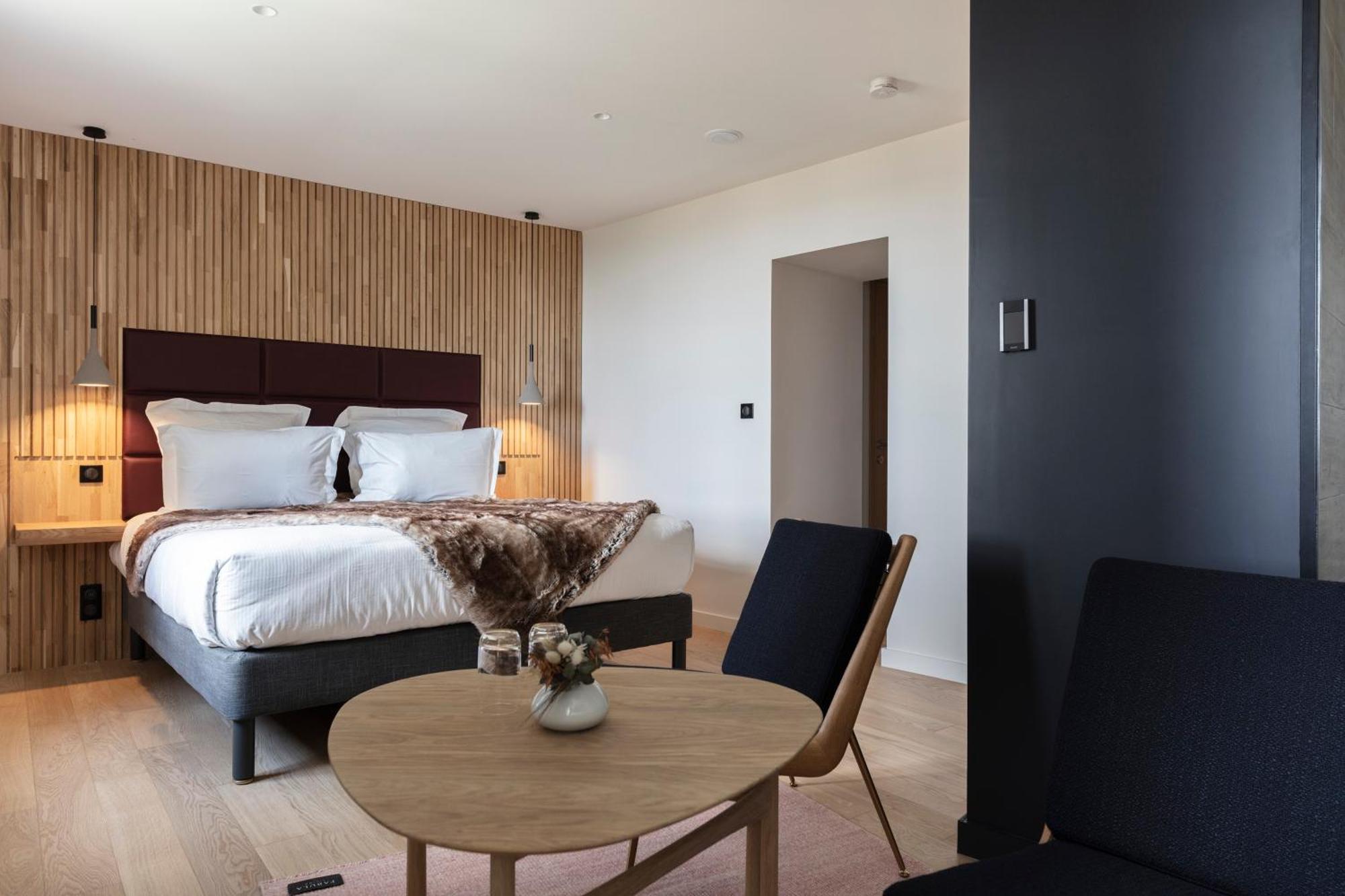 Hotel & Restaurant Origines Par Adrien Descouls - Teritoria Le Broc  Værelse billede